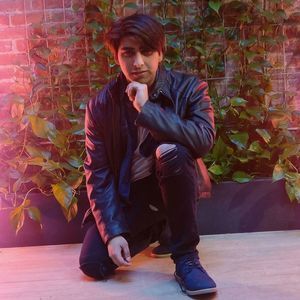 Meet your Posher, Jason